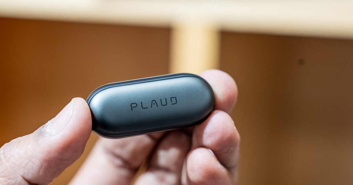 Plaud NotePin Review: The AI-Powered Note-Taking Device That Actually Works