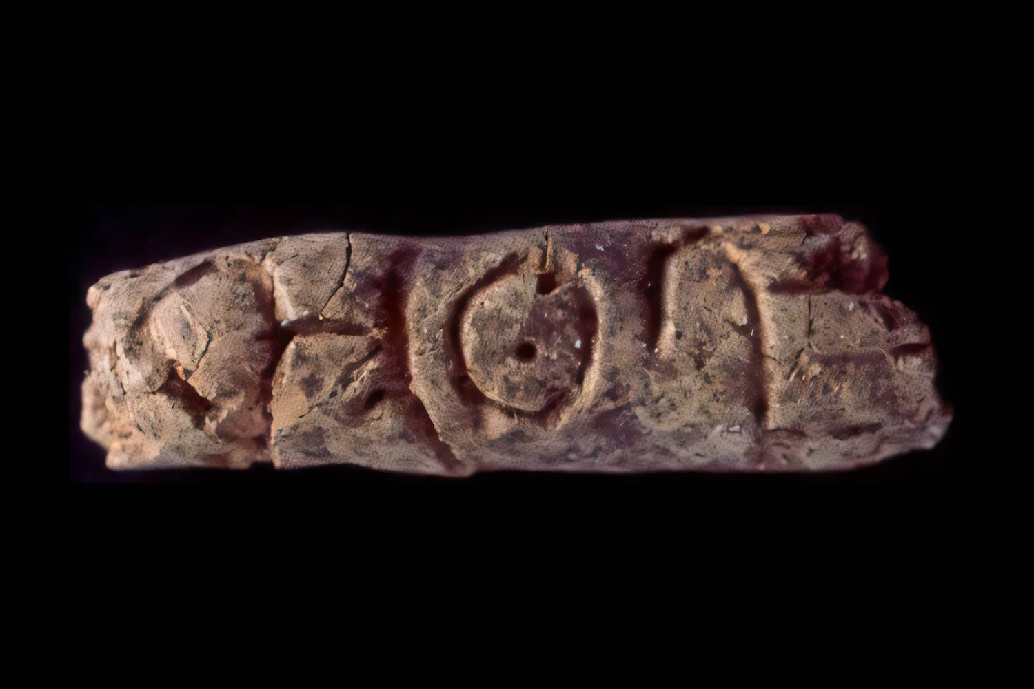 4,400-Year-Old Clay Cylinders Challenge History of the Alphabet