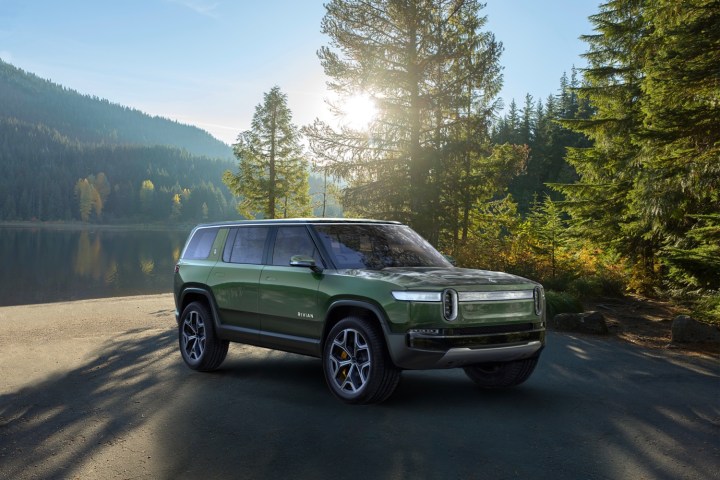 Rivian R1S