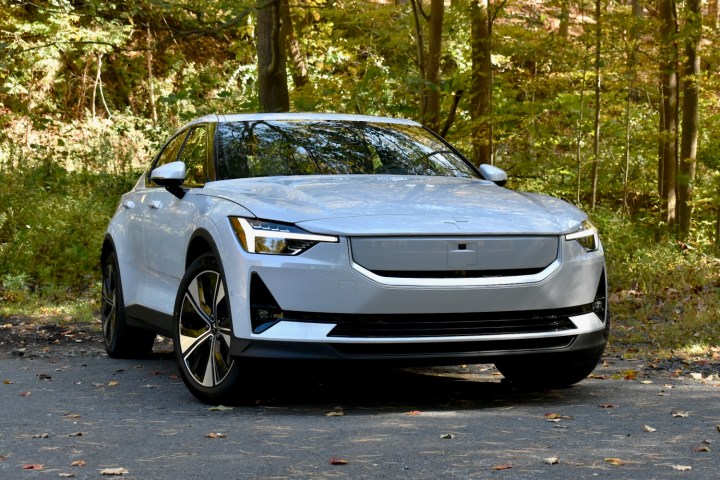 Front three quarter view of the 2024 Polestar 2.