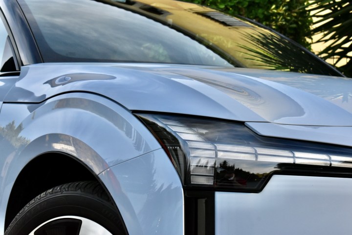 Close-up of headlight and front fender of 2025 Volvo EX30.