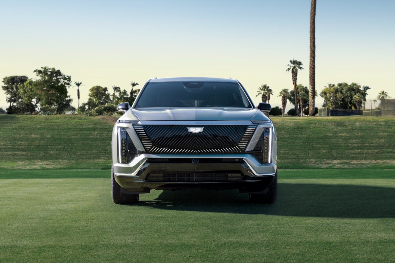 2026 Cadillac Vistiq front view.