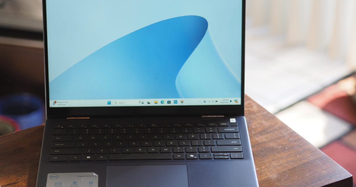 Dell Inspiron 14 2-in-1 (7445) Review: A Budget-Friendly Laptop Held Back by Shortcomings