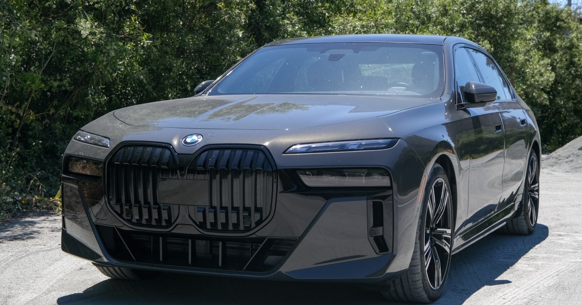 BMW i7 eDrive50 Review: Ultimate Luxury and Comfort Redefined