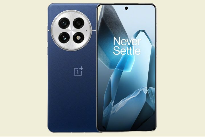 OnePlus 13 official render in blue.