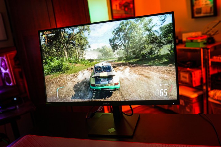 Gameplay of Forza Horizon 5 on the HP Omen 27k.