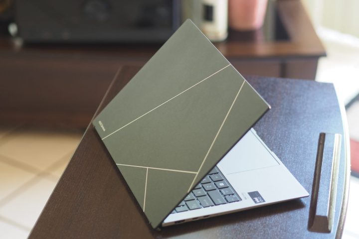 alt text: Rear view of the Asus Zenbook S 13 OLED showing the patterned lid design.