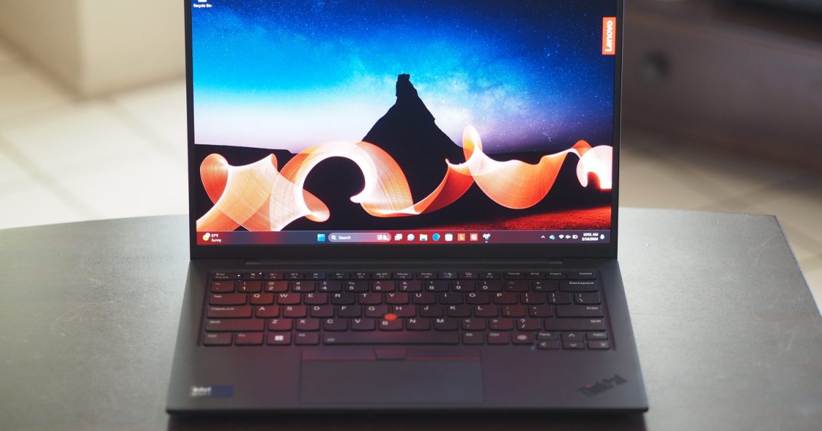 Lenovo ThinkPad X1 Carbon Gen 12 Review: A Familiar Face, But Not a Frontrunner