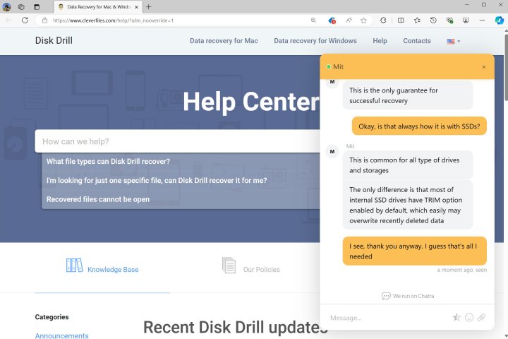 alt text: Disk Drill Pro's support options, including live chat.