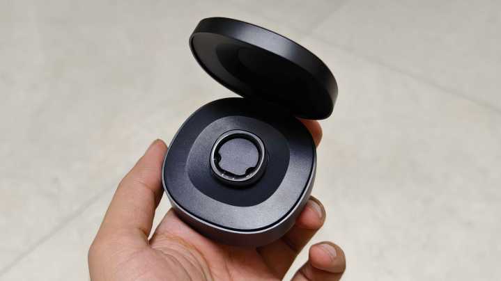 RingConn Smart Ring Gen 1 inside its charging case