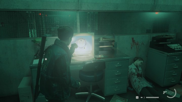 Agent Estevez looking at Control Center computer in Alan Wake 2 The Lake House.