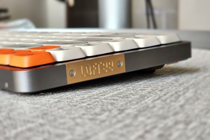 alt: Side view of the Lofree Flow keyboard showing its low profile.