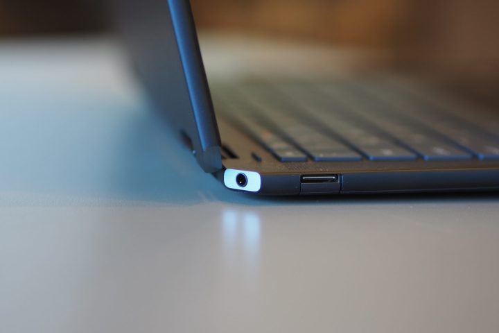 alt: Side view of the HP Spectre x360 14 (2024) showcasing the lid and ports.