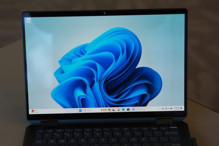 alt: Front view of the HP Spectre x360 14 (2024) focusing on the display quality.