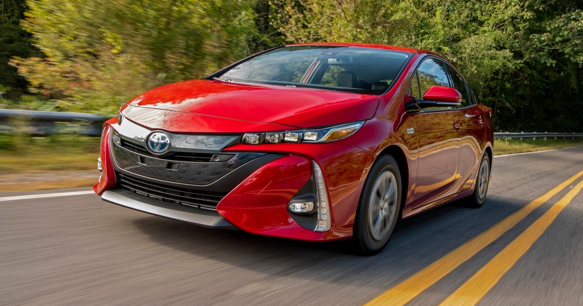 2021 Toyota Prius and Prius Prime: A Comprehensive Guide