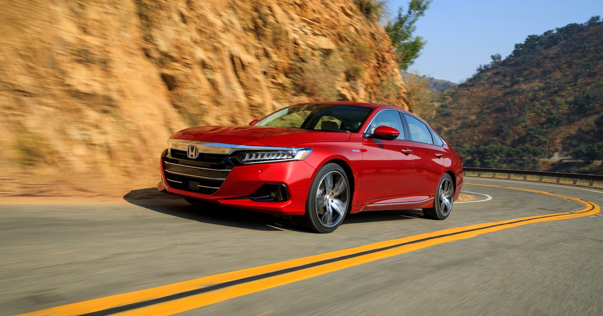 Honda Civic vs. Honda Accord: A Detailed Comparison