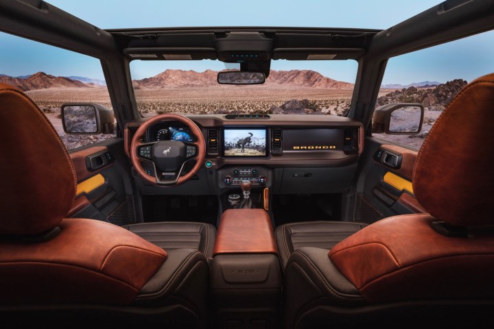 alt: 2021 Ford Bronco Interior