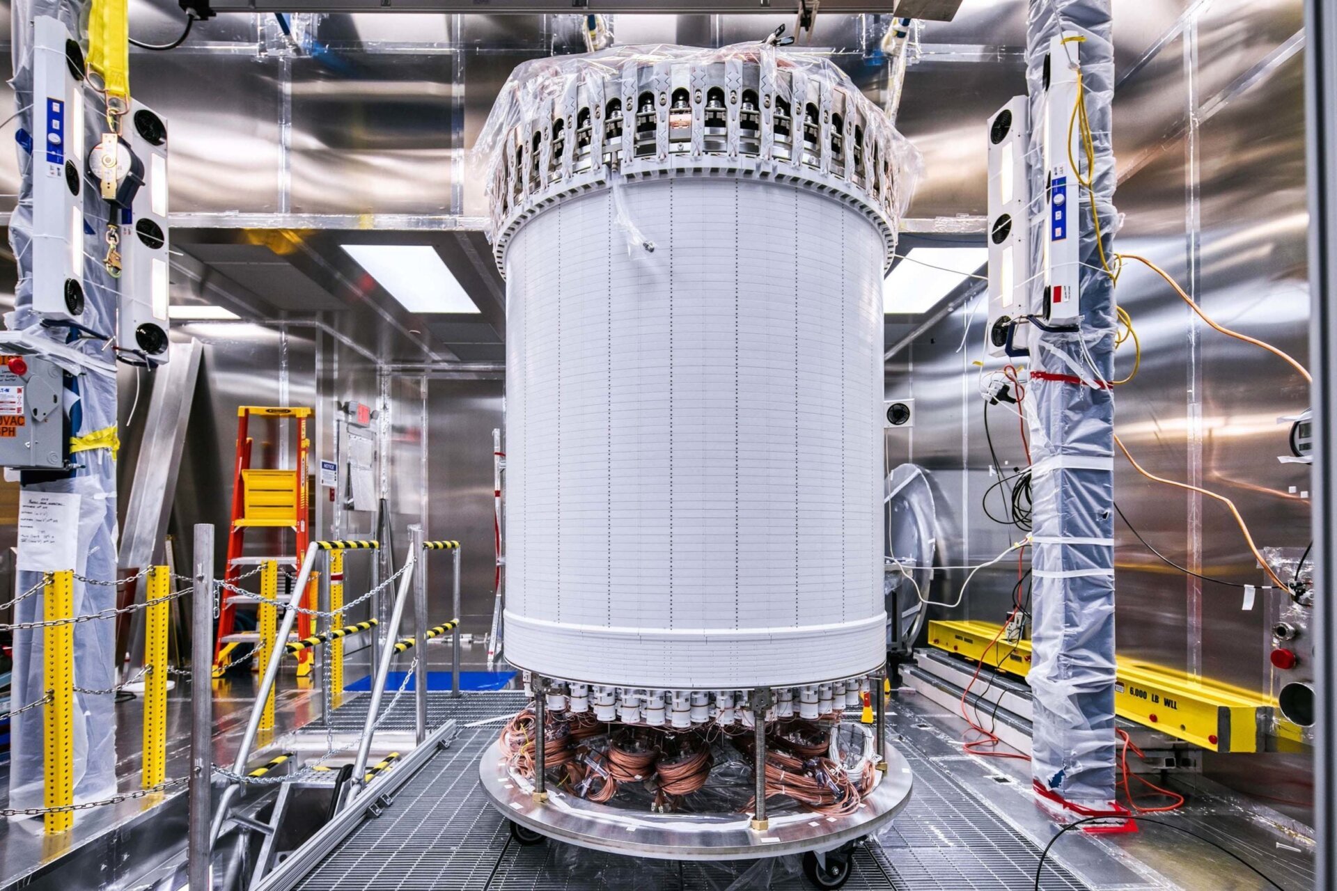 LUX-ZEPLIN Dark Matter Detector Completes First Run, No WIMPs Found