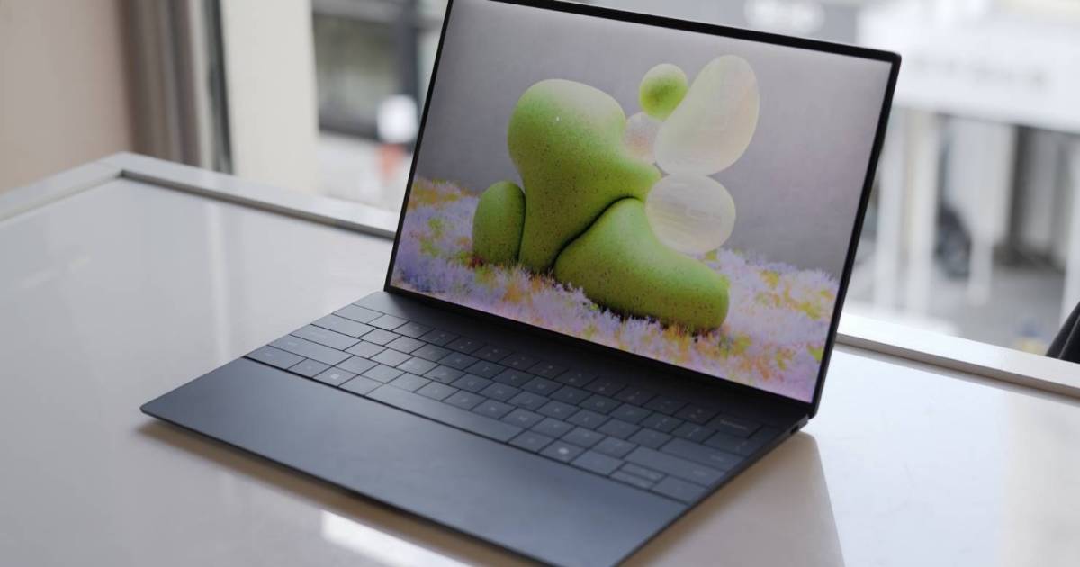 Dell XPS 13: First Laptop with Groundbreaking Tandem OLED Display