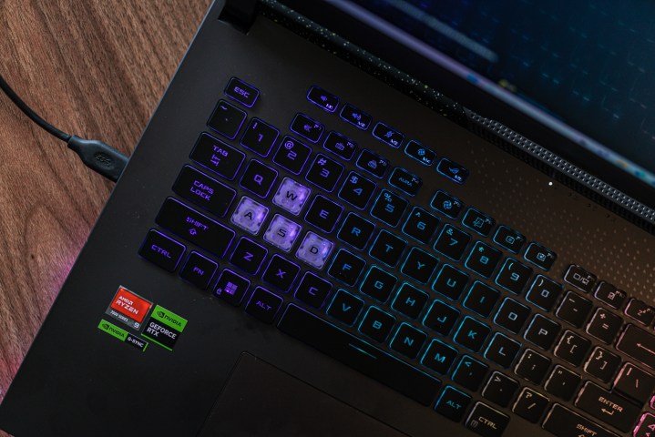 Keyboard on the Asus ROG Strix G17.