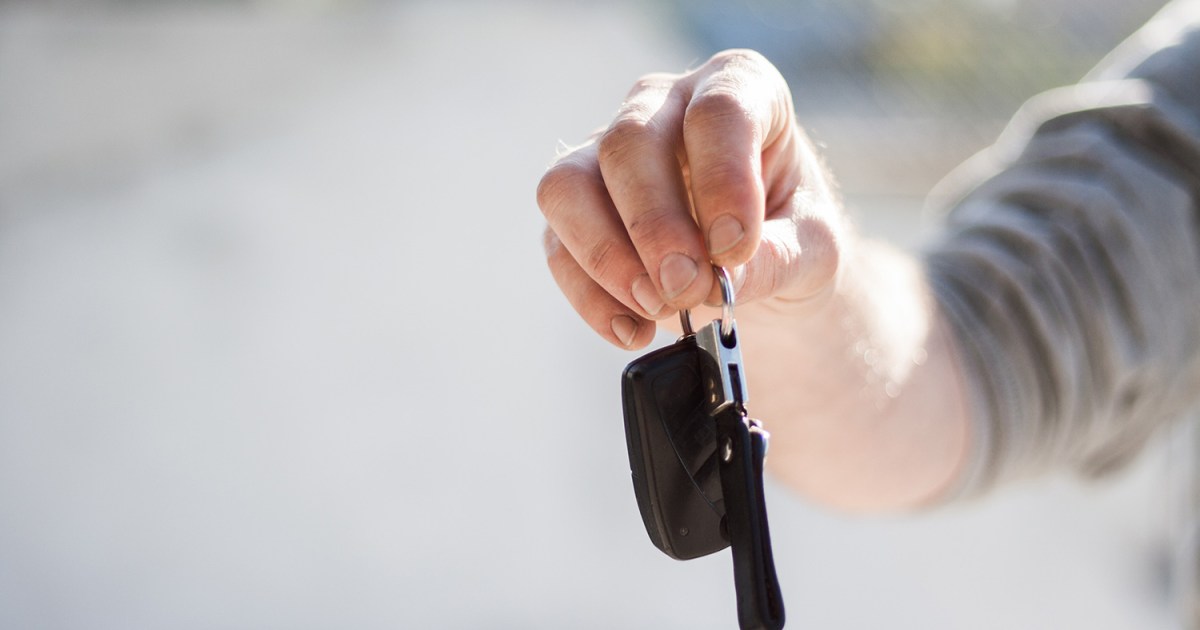 Rent Out Your Car for Extra Income: A Guide to Car Sharing Apps