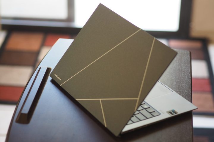 alt text: The back of the Asus Zenbook S 13 OLED (2023) showing the textured lid and Asus logo.