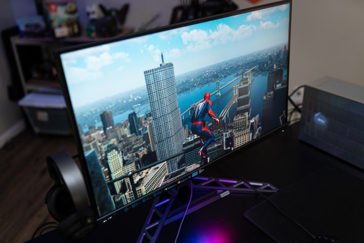 Spider-Man running on the Lenovo Y32p-30.