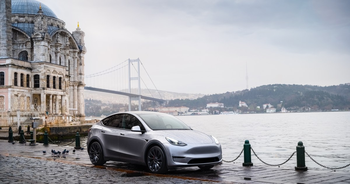 Tesla Model 3 vs. Model Y: Which Electric Car Reigns Supreme?