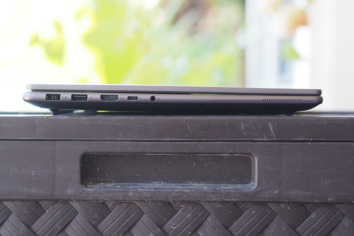 lenovo slim pro 9i review left