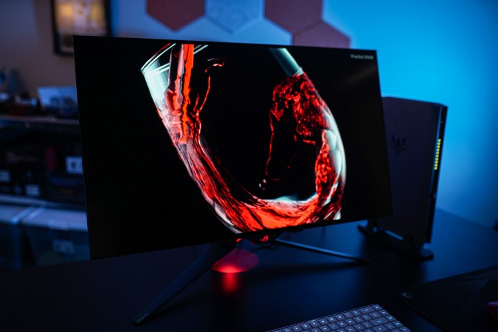 An OLED demo on the Asus ROG Swift PG32UCDP.