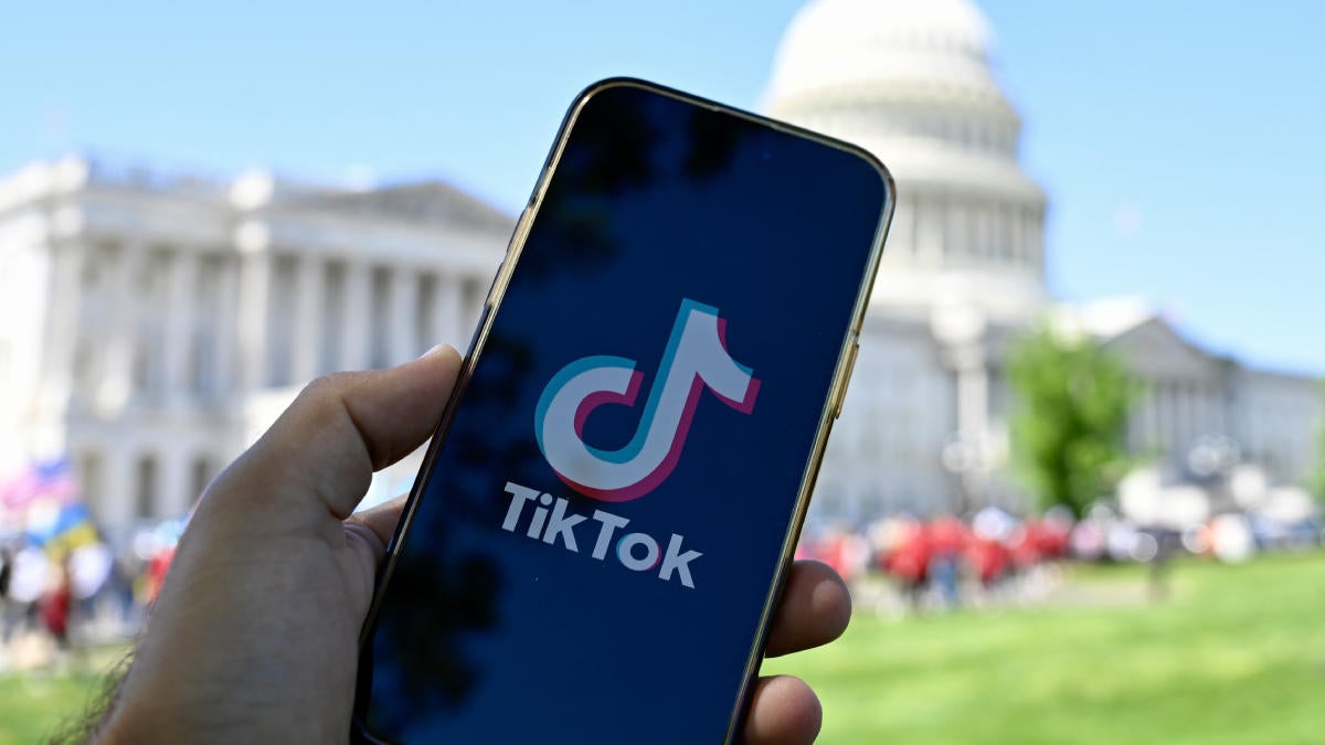 TikTok Faces Potential Removal from US App Stores in January