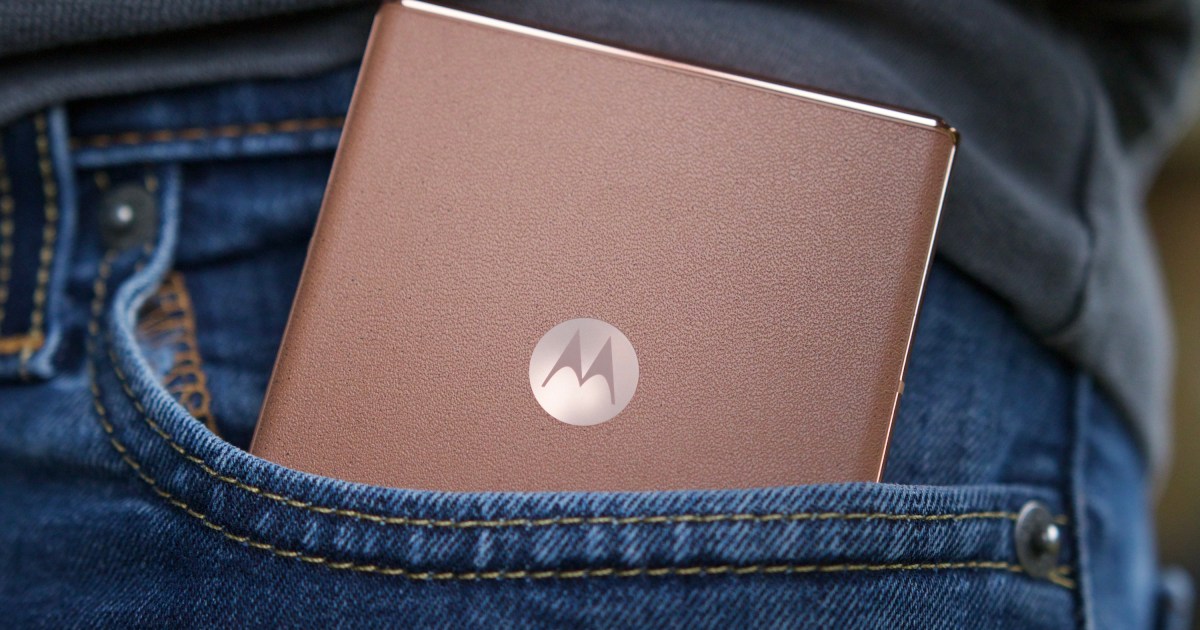 Motorola Razr Plus 2024 Mocha Mousse: A Sophisticated Shade of Brown