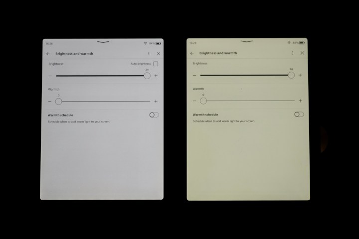 A comparison between the Amazon Kindle Paperwhite 2024 and the Amazon Kindle Colorsoft