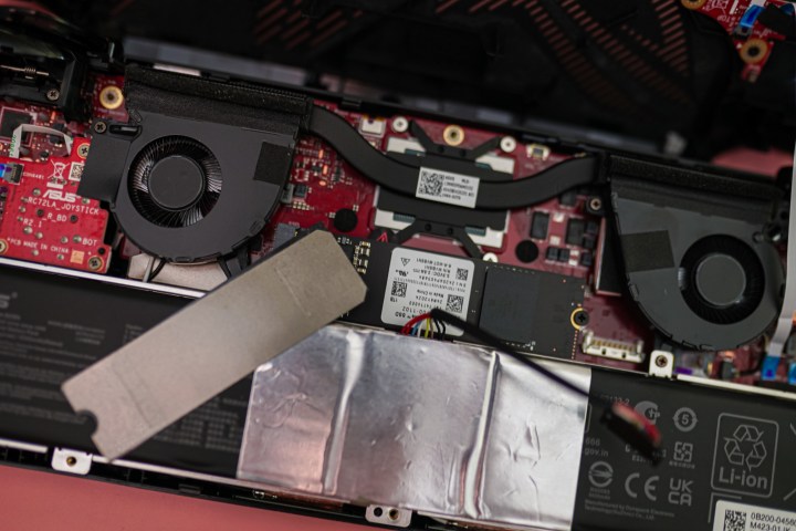 The SSD in the ROG Ally X with the thermal cover removed.