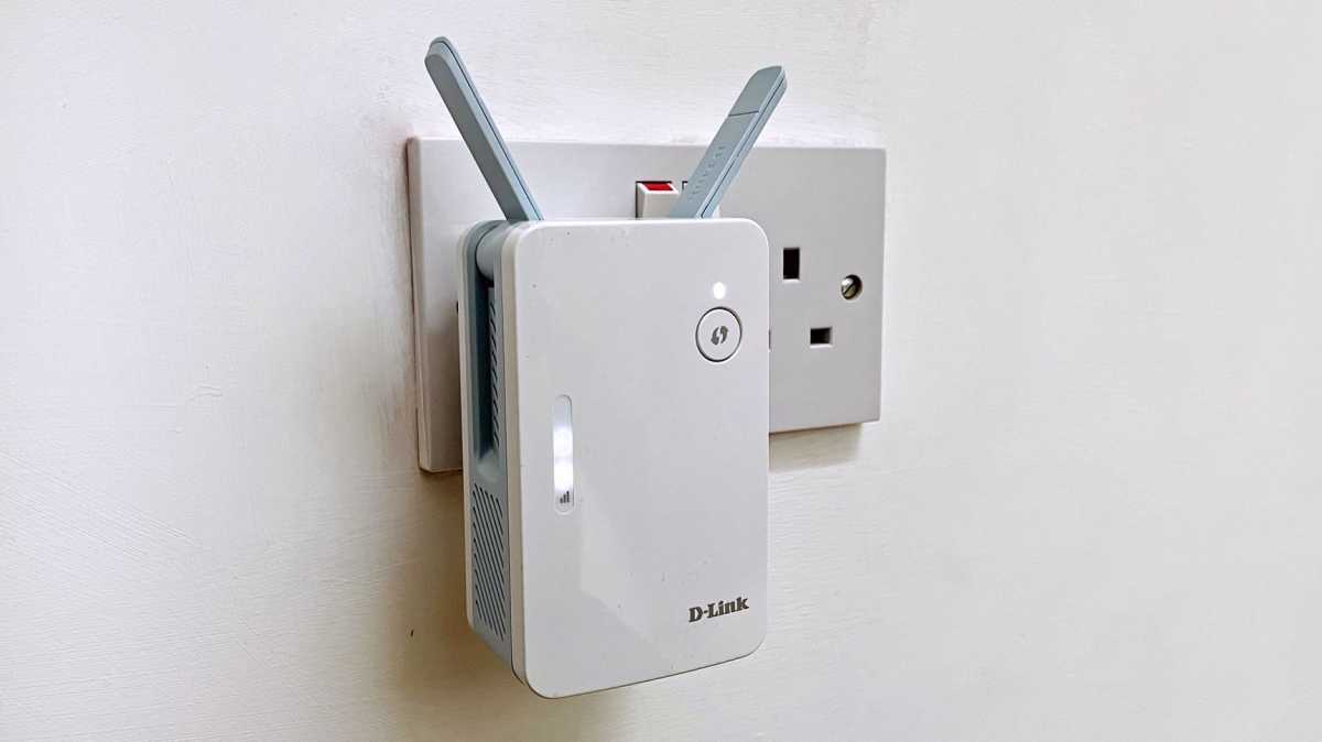 D-Link Eagle Pro AI E15 Mesh Range Extender