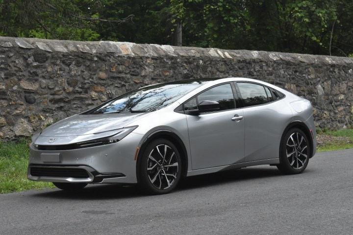 Front three quarter view of the 2023 Toyota Prius Prime.