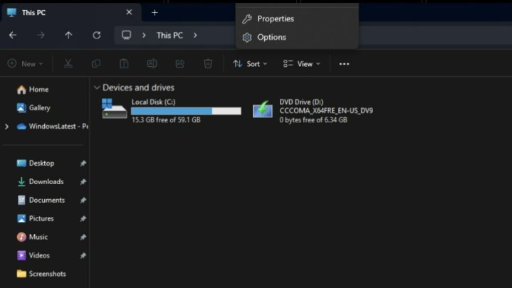 Windows 11 24H2 File Explorer glitch.