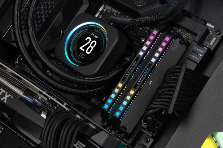 alt text: The Corsair Dominator Platinum RGB DDR5 memory modules designed for AMD Ryzen 7000 series processors.