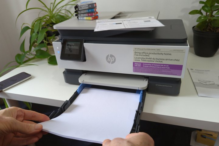 The HP OfficeJet Pro 8135e has a single paper tray that holds 225 sheets.