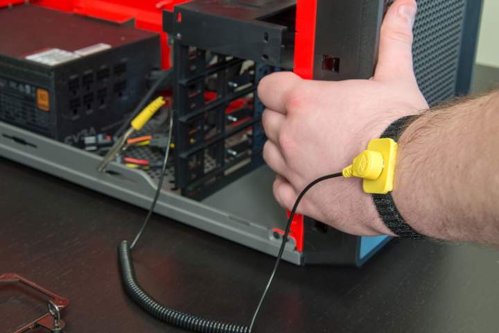 Anti-static wristband on a man