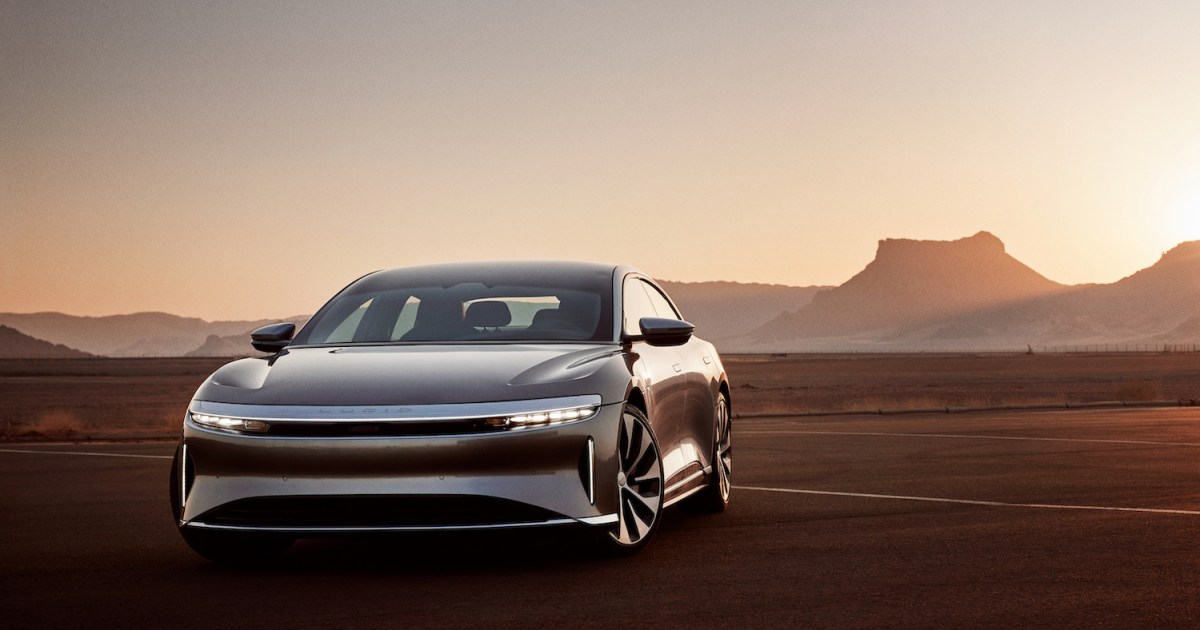 Lucid Motors Embraces NACS Charging Standard, Joining the Tesla Supercharger Network