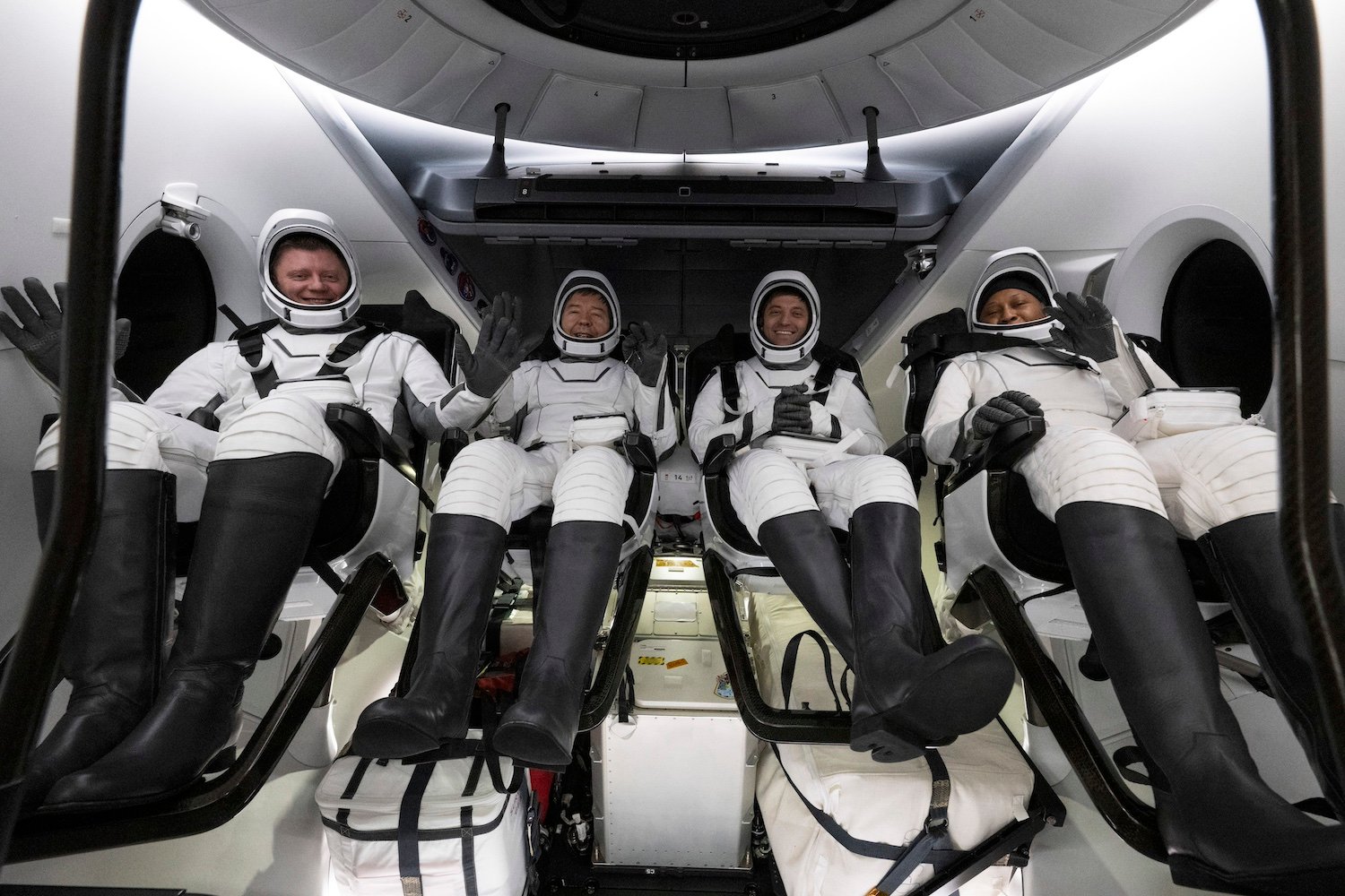 Crew-8 Astronauts Return to Earth with Unexpected Medical Concern