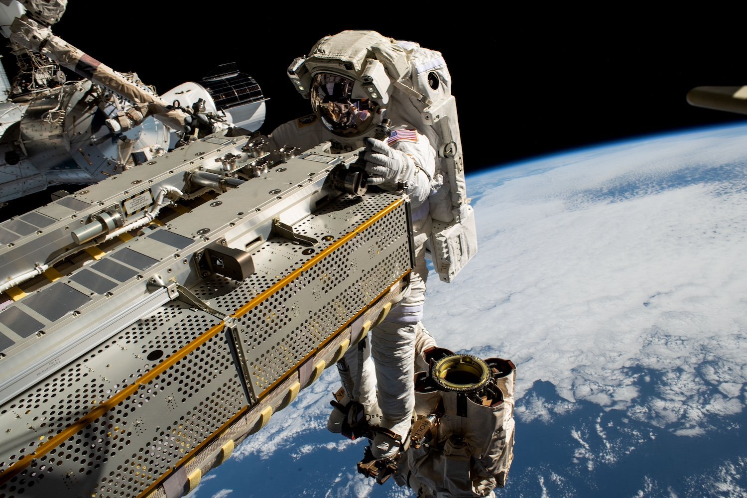 NASA Resumes Spacewalks After Months-Long Hiatus Due to Spacesuit Leaks