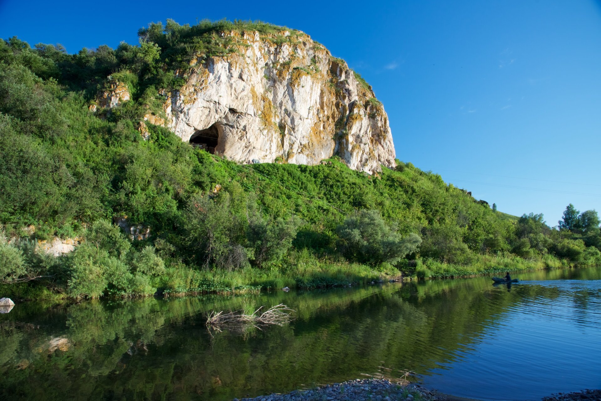 Chagyrskaya Cave, in the Altai Mountains.