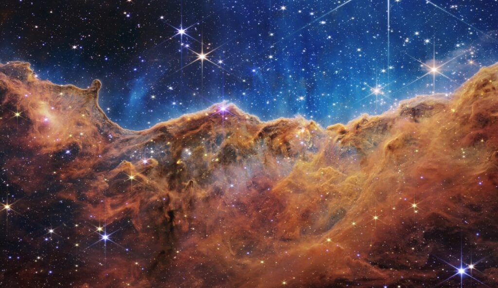 Star-forming region in the Carina Nebula as captured by JWST