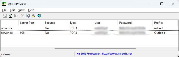 alt text: A screenshot of the Mail Passview tool displaying saved email account passwords for various email clients like Outlook, Thunderbird, and Eudora.