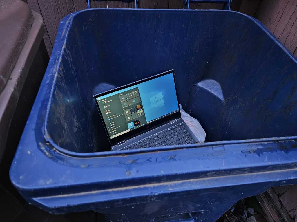 4 Eco-Friendly Ways to Dispose of Your Old Laptop