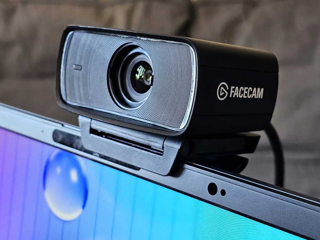 Elgato Facecam Mk. 2 Review: Excellent Image Quality, But Still No Microphone