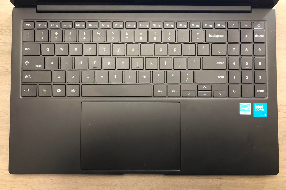 alt: The keyboard and spacious trackpad of the Samsung Galaxy Chromebook Plus