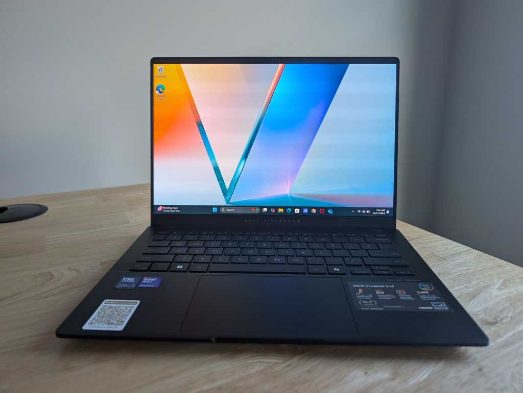 Asus Vivobook S 14 Review: 20+ Hour Battery Life and Ample Performance